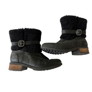 Black Ugg Blayre II boot Size 9